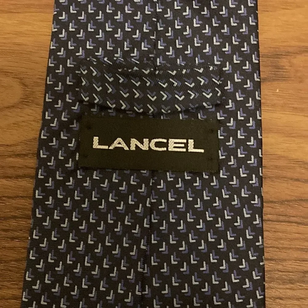 Lancel NWOT Silk Tie in Blue Signature Lancel Print. Made in Italy.
